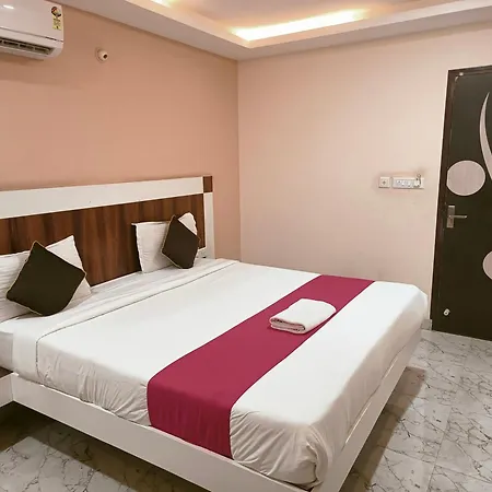 Hotel Nandi Comforts Yeswanthpur